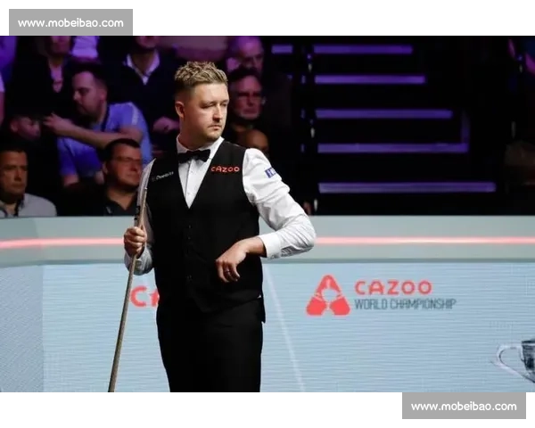 琼斯与丹相遇之战:全面解析两位冠军巨星的巅峰对决